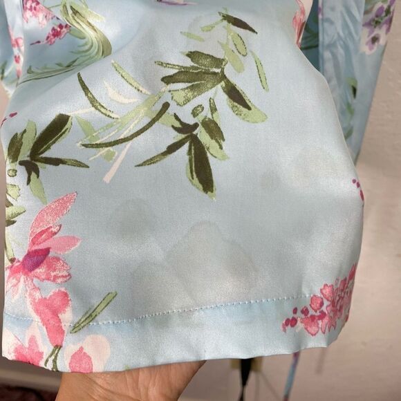 Apt. 9 Light Blue Floral Lace Satin Kimono Sleeve Robe - Picture 6 of 7